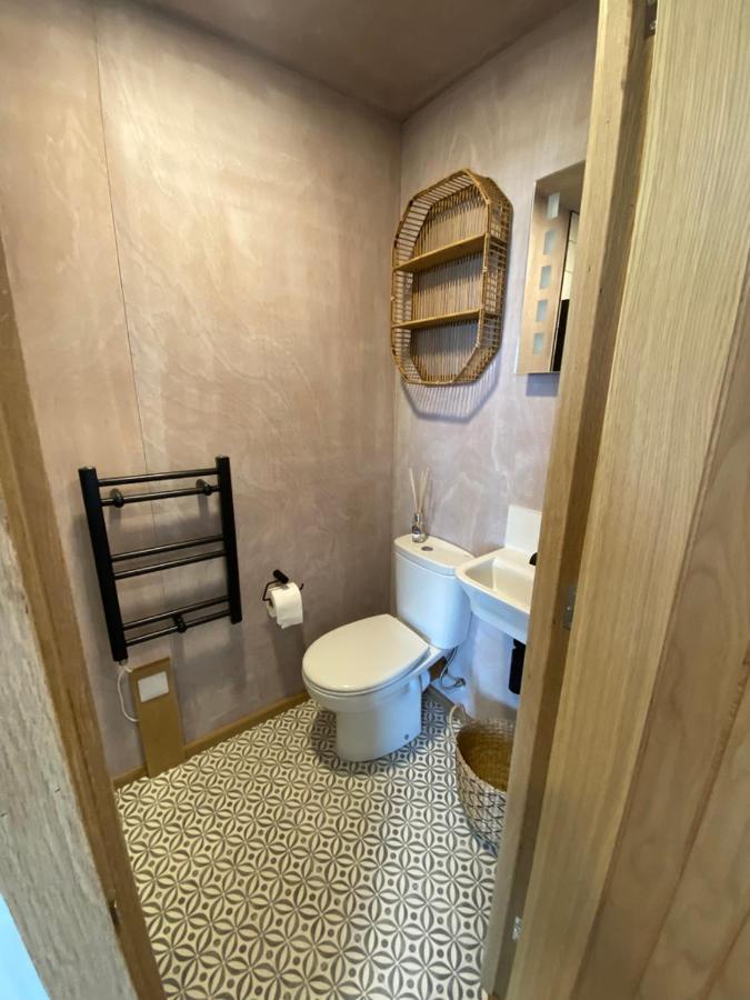 Unique Luxurious Cabin On Sea View Working Croft Garrabost 외부 사진